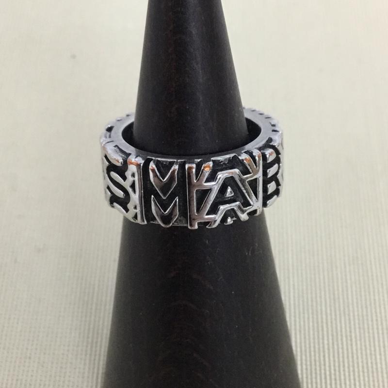 マークジェイコブス MARCJACOBS アクセサリー 指輪 モノグラム 10号 ロゴ、文字 銀 / シルバー /  レディース USED 古着 中古 10150979