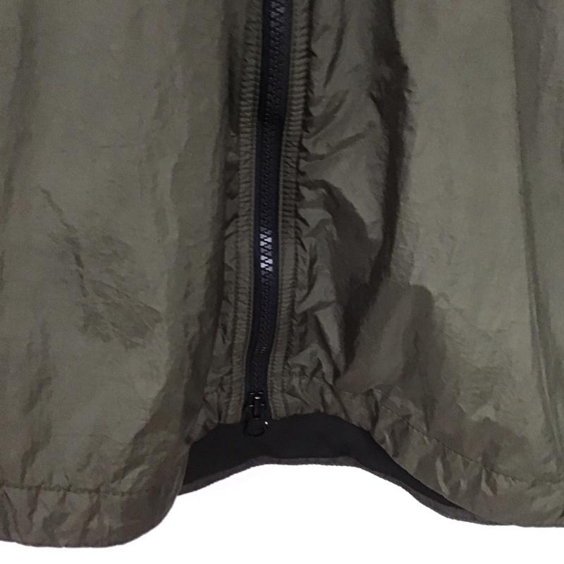 ストーンアイランド STONE ISLAND ジャケット、上着 ジャンパー、ブルゾン ジップアップジャケット ナイロンジャケット アウター XL 無地 カーキ / カーキ /  メンズ USED 古着 中古 10151018