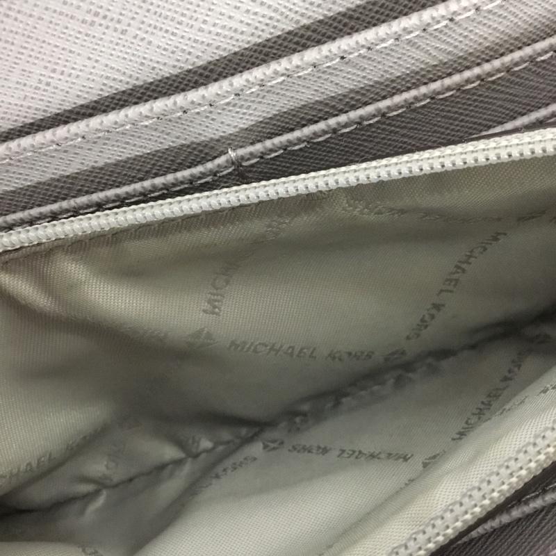 マイケルコース MICHAEL KORS 財布 長財布 ラウンドファスナー ロゴ、文字 灰 / グレー /  レディース USED 古着 中古 10151044