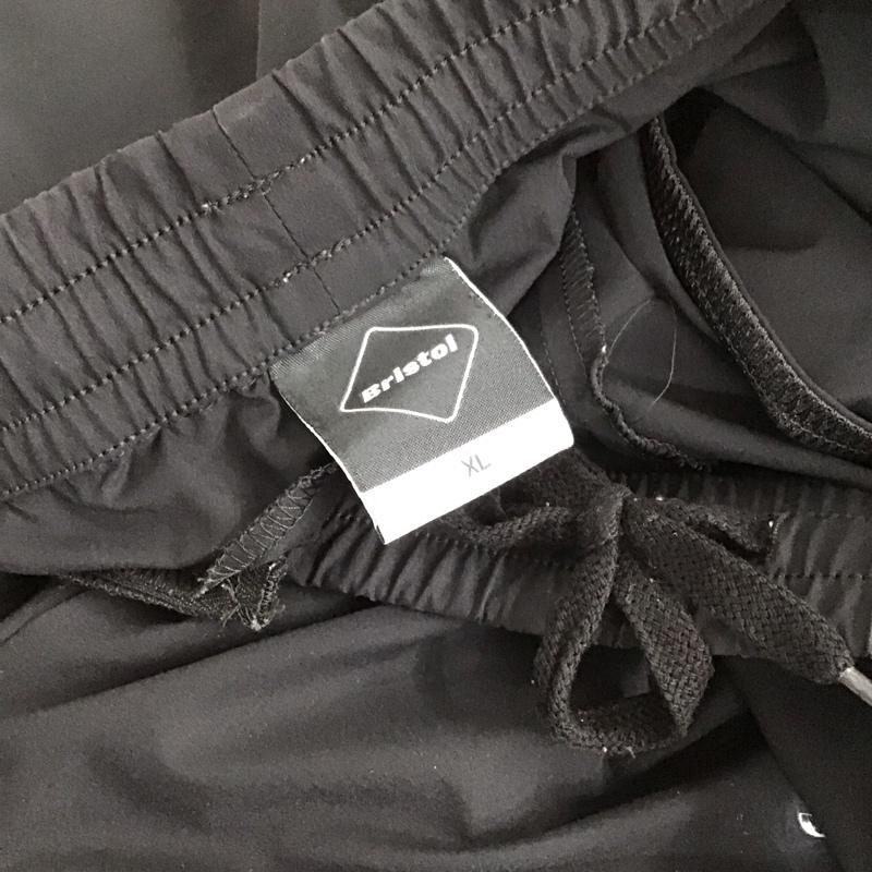 エフシーレアルブリストル F.C.Real Bristol パンツ ショートパンツ ショートパンツ ハーフパンツ スポーツウェア XL ロゴ、文字 黒 / ブラック /  メンズ USED 古着 中古 10151082