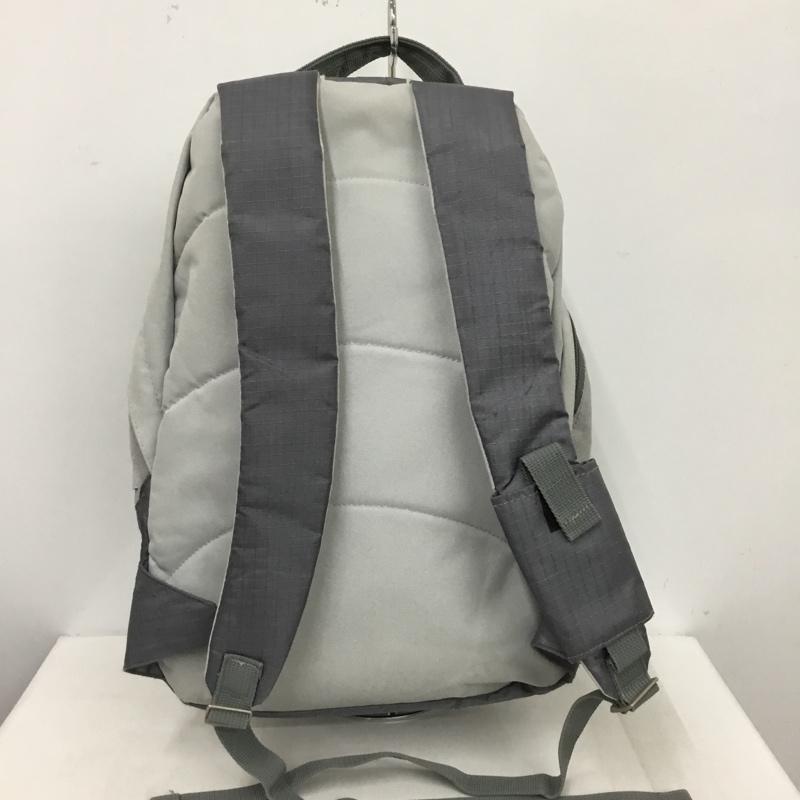リーボック Reebok リュックサック、デイパック リュックサック、デイバッグ ロゴ、文字 灰 / グレー /  メンズ USED 古着 中古 10151229