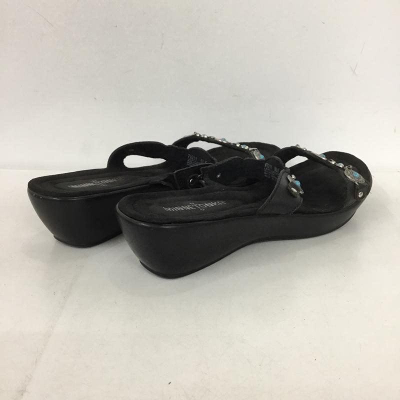 ミネトンカ Minnetonka サンダル サンダル 70211 コンチョ ウエッジソールサンダル 8 無地 黒 / ブラック /  レディース USED 古着 中古 10151275