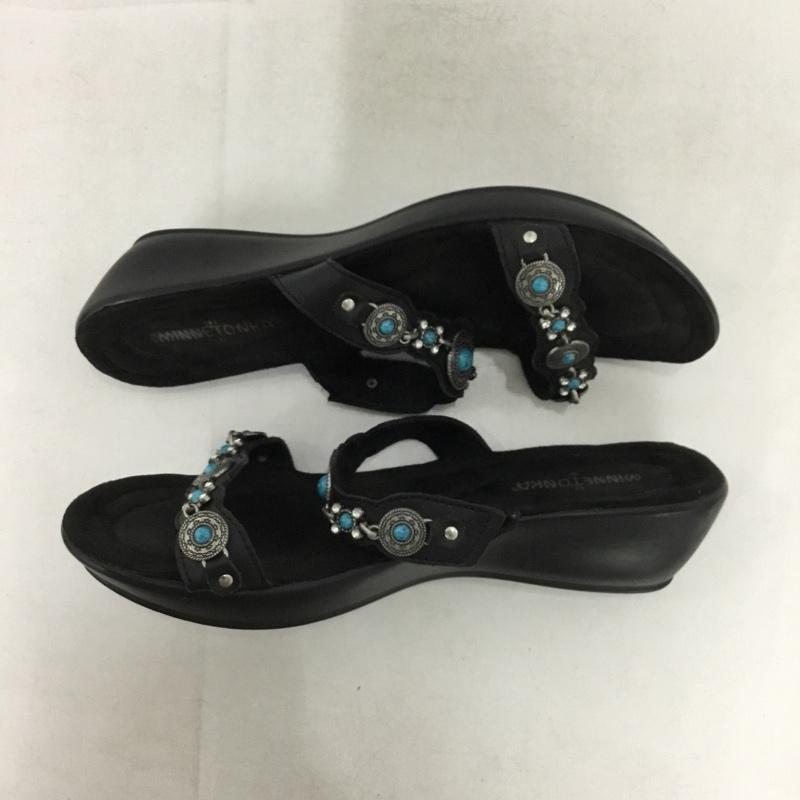 ミネトンカ Minnetonka サンダル サンダル 70211 コンチョ ウエッジソールサンダル 8 無地 黒 / ブラック /  レディース USED 古着 中古 10151275
