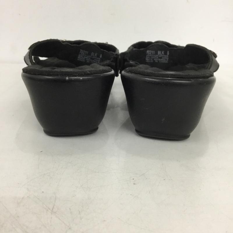 ミネトンカ Minnetonka サンダル サンダル 70211 コンチョ ウエッジソールサンダル 8 無地 黒 / ブラック /  レディース USED 古着 中古 10151275