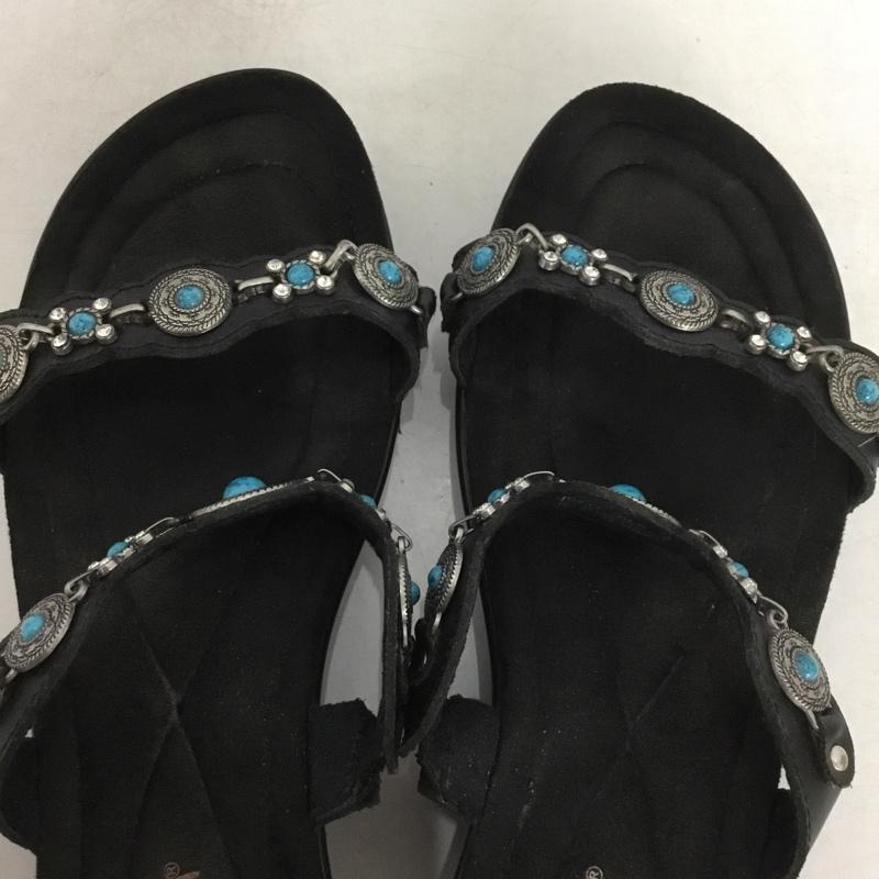 ミネトンカ Minnetonka サンダル サンダル 70211 コンチョ ウエッジソールサンダル 8 無地 黒 / ブラック /  レディース USED 古着 中古 10151275