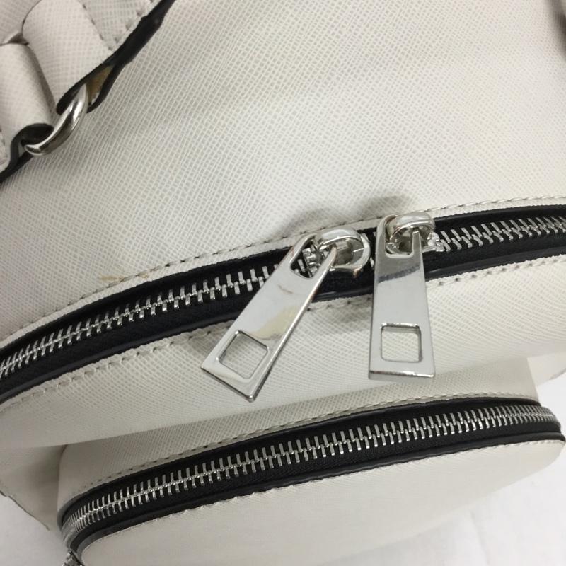 ザラベーシック ZARA BASIC リュックサック、デイパック リュックサック、デイバッグ 無地 アイボリー / アイボリー /  レディース USED 古着 中古 10151318