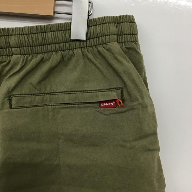 リーバイス Levi s パンツ ショートパンツ ショートパンツ ハーフパンツ カジュアルパンツ L 無地 カーキ / カーキ /  メンズ USED 古着 中古 10151357