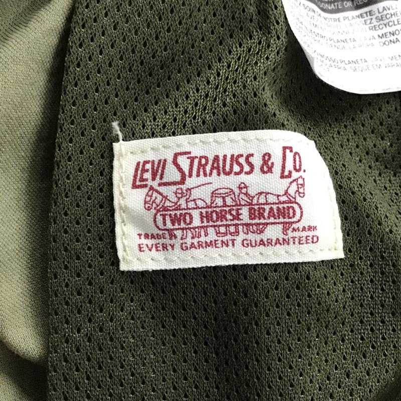リーバイス Levi s パンツ ショートパンツ ショートパンツ ハーフパンツ カジュアルパンツ L 無地 カーキ / カーキ /  メンズ USED 古着 中古 10151357