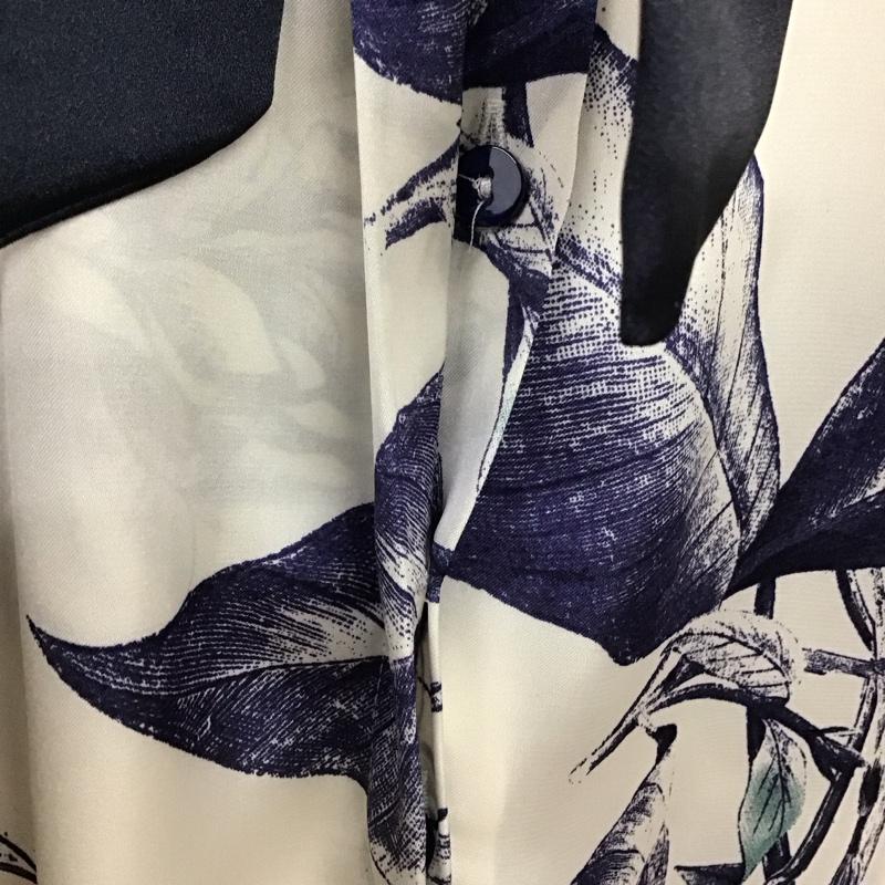 ザラ ZARA シャツ、ブラウス 長袖 長袖シャツ プリントシャツ カラーシャツ M 総柄 白 / ホワイト / white レディース USED 古着 中古 10151415