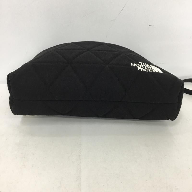 ザノースフェイス THE NORTH FACE ショルダーバッグ ショルダーバッグ NM82033 GEOFACE POUCH ロゴ、文字 黒 / ブラック / black メンズ USED 古着 中古 10151450