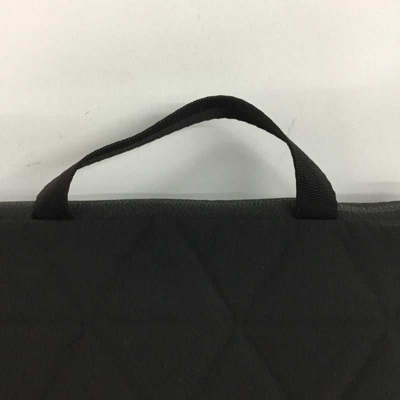 ザノースフェイス THE NORTH FACE ショルダーバッグ ショルダーバッグ NM82033 GEOFACE POUCH ロゴ、文字 黒 / ブラック / black メンズ USED 古着 中古 10151450