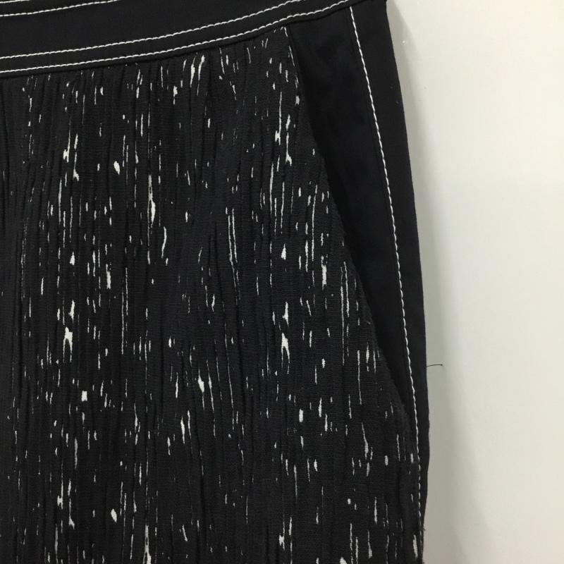 ボス BOSS スカート ひざ丈スカート UK4 プリーツ タイト  紺 / ネイビー / navy X 白 / ホワイト / white レディース USED 古着 中古 10151459