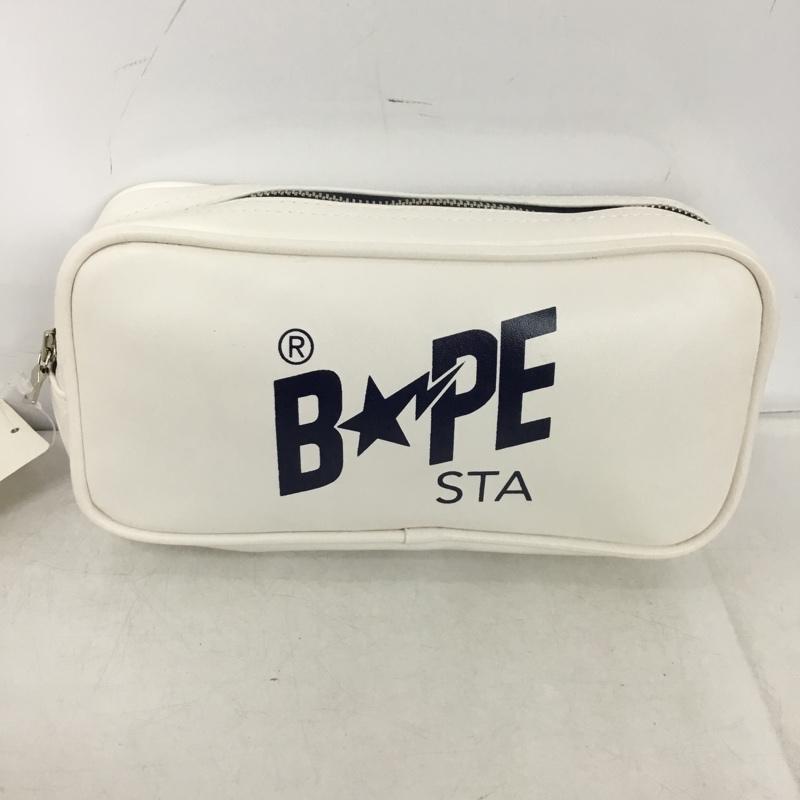 アベイシングエイプ A BATHING APE ポーチ ポーチ BAPE STA ロゴ、文字 白 / ホワイト / white X 紺 / ネイビー / navy メンズ USED 古着 中古 10151533