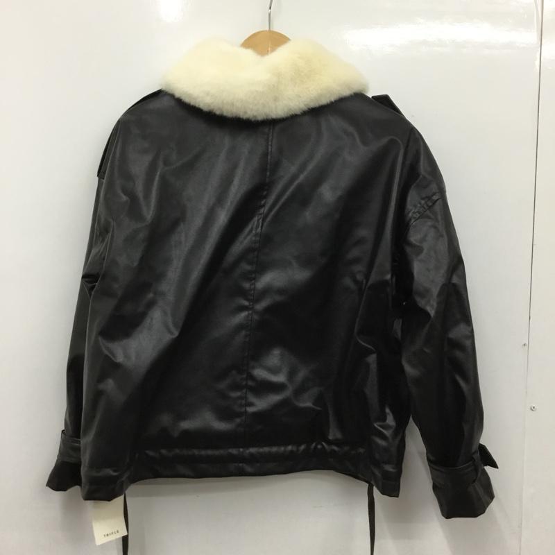 古着 USED ジャケット、上着 ジャケット、ブレザー フェイクレザー TRIFLE FREE 無地 黒 / ブラック / black X 白 / ホワイト / white レディース USED 古着 中古 10151551