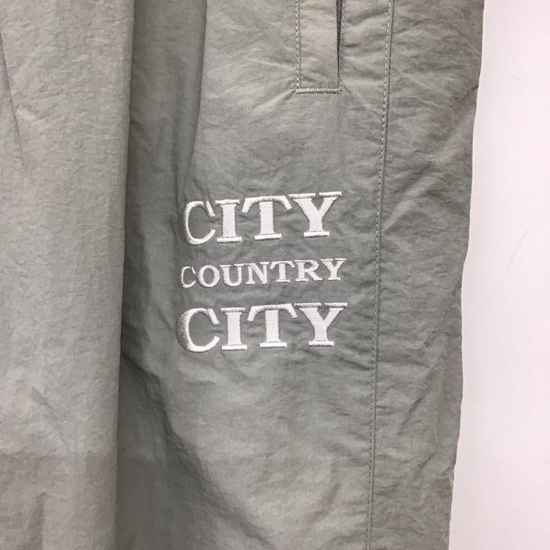 シティー カントリー シティー CITY COUNTRY CITY パンツ ワークパンツ、ペインターパンツ ワークパンツ ワイドパンツ カジュアルパンツ ナイロンパンツ XL ロゴ、文字 灰 / グレー / gray メンズ USED 古着 中古 10151571