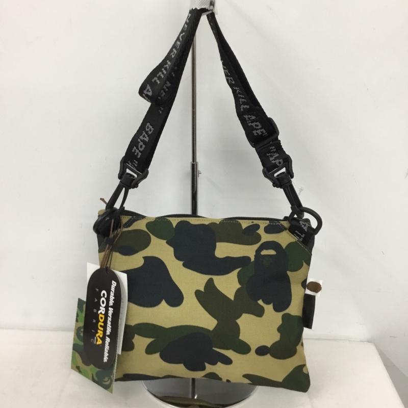 アベイシングエイプ A BATHING APE ショルダーバッグ ショルダーバッグ OUTDOOR PRODUCTS 1ST CAMO MINI SHOULDER BAG サコッシュ カモフラージュ柄・迷彩 黒 / ブラック / black X ベージュ / ベージュ / beige X カーキ / カーキ / khaki メンズ USED 古着 中古 10151596