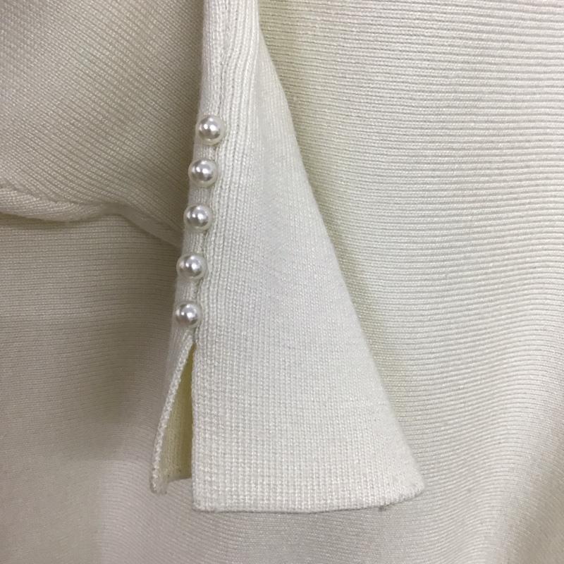 ロペピクニック ROPE  PICNIC ニット、セーター 長袖 GDM-13030-A マシュマロタッチ袖パールドルマンニット 40 無地 オフホワイト / オフホワイト / レディース USED 古着 中古 10151668