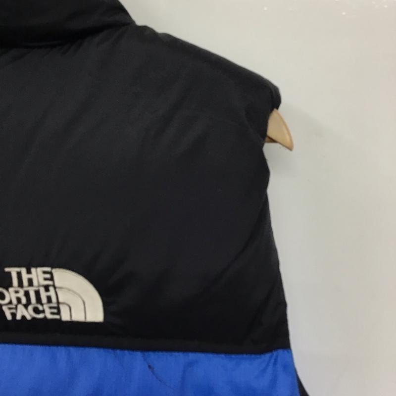ザノースフェイス THE NORTH FACE ベスト ベスト nf004am ダウンベスト ノースリーブ ジップアップジャケット ロゴ、文字 黒 / ブラック / black X 青 / ブルー / blue メンズ USED 古着 中古 10151707