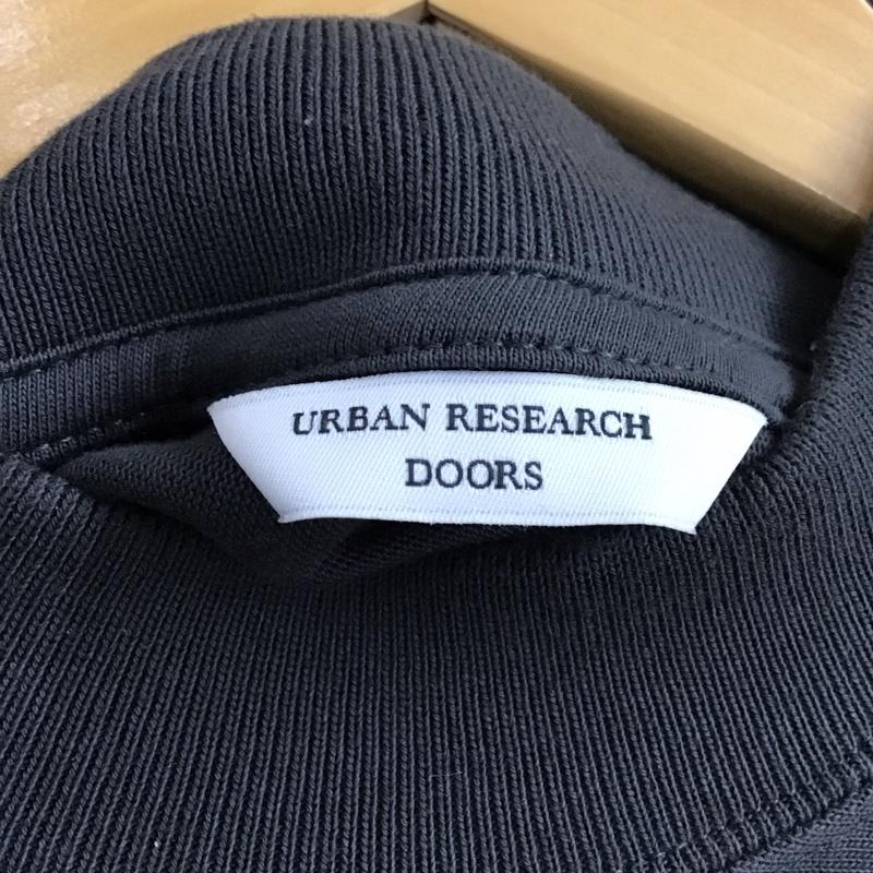 アーバンリサーチドアーズ URBAN RESEARCH DOORS カットソー 長袖 長袖カットソー 無地カットソー クルーネック M 無地 ダークグレー / ダークグレー / メンズ USED 古着 中古 10151753