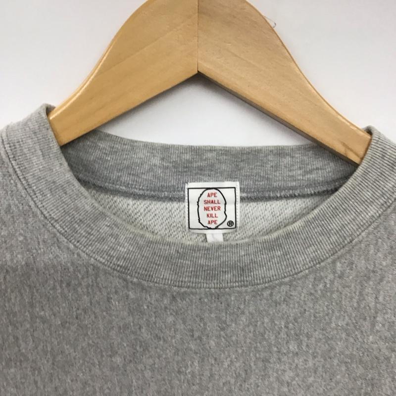 アベイシングエイプ A BATHING APE トレーナー 長袖 長袖トレーナー スウェット クルーネック プルオーバー M ロゴ、文字 灰 / グレー / gray メンズ USED 古着 中古 10151782