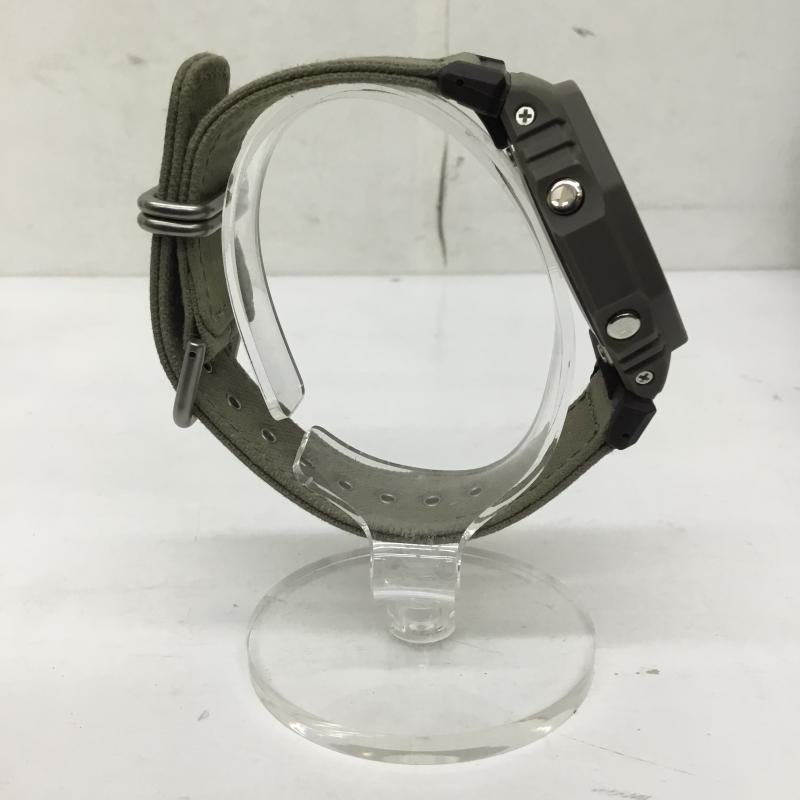 ジーショック G-SHOCK 腕時計 アナログ（自動巻き） GA-B2100 ソーラー式　Bluetooth搭載 ロゴ、文字 カーキ / カーキ / khaki メンズ USED 古着 中古 10151797