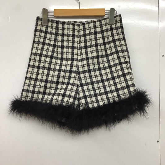 エピヌ epine パンツ ショートパンツ ハーフパンツ ショートパンツ カジュアルパンツ 総柄 白 / ホワイト / white X 黒 / ブラック / black レディース USED 古着 中古 10151896