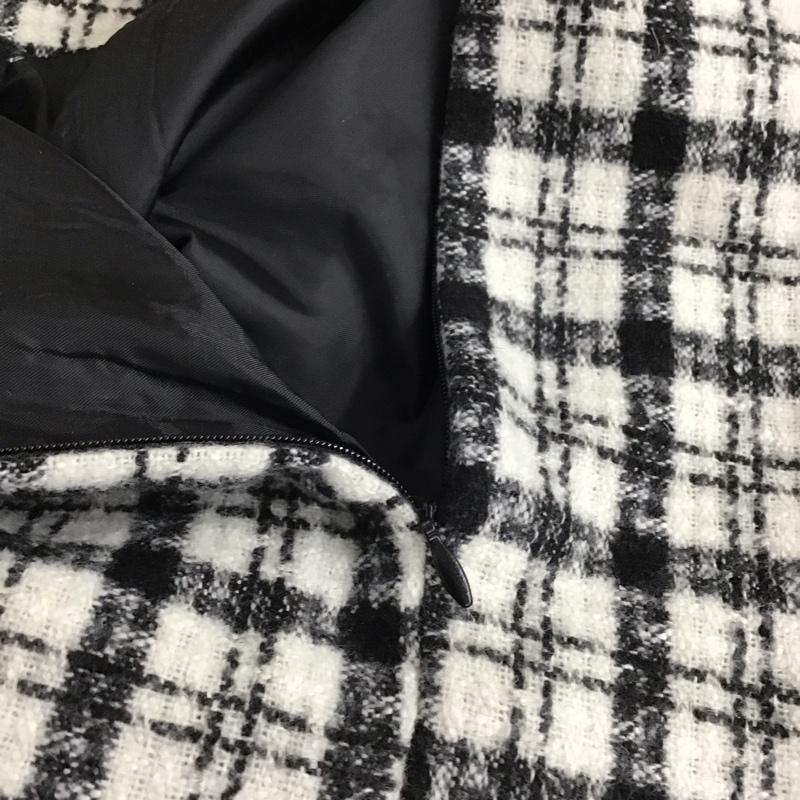 エピヌ epine パンツ ショートパンツ ハーフパンツ ショートパンツ カジュアルパンツ 総柄 白 / ホワイト / white X 黒 / ブラック / black レディース USED 古着 中古 10151896