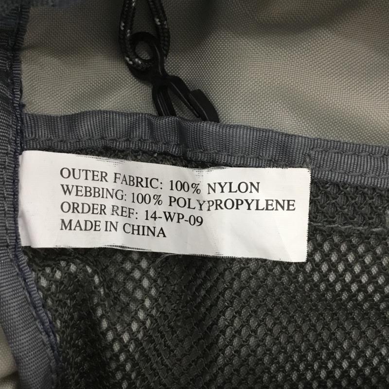 カリマー Karrimor ショルダーバッグ ショルダーバッグ ミニショルダー ロゴ、文字 紺 / ネイビー / navy メンズ USED 古着 中古 10152004