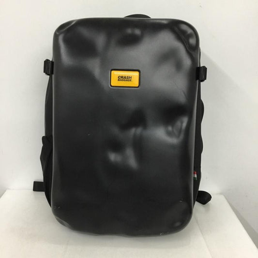 クラッシュバゲー CRASH BAGGAGE リュックサック、デイパック リュックサック、デイバッグ ハードシェル ロゴ、文字 黒 / ブラック / black メンズ USED 古着 中古 10152040