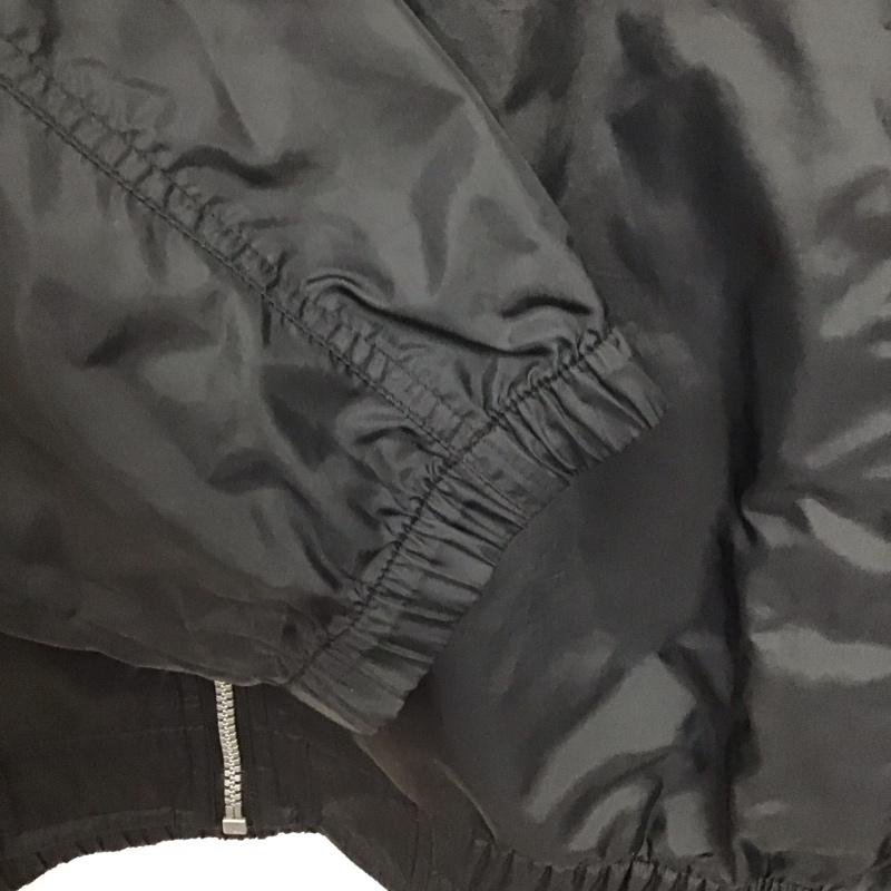 ナイキ NIKE ジャケット、上着 ジャンパー、ブルゾン ジップアップナイロンジャケット スタンドネックジャケット スポーツウェア XXL ロゴ、文字 黒 / ブラック / black メンズ USED 古着 中古 10152178