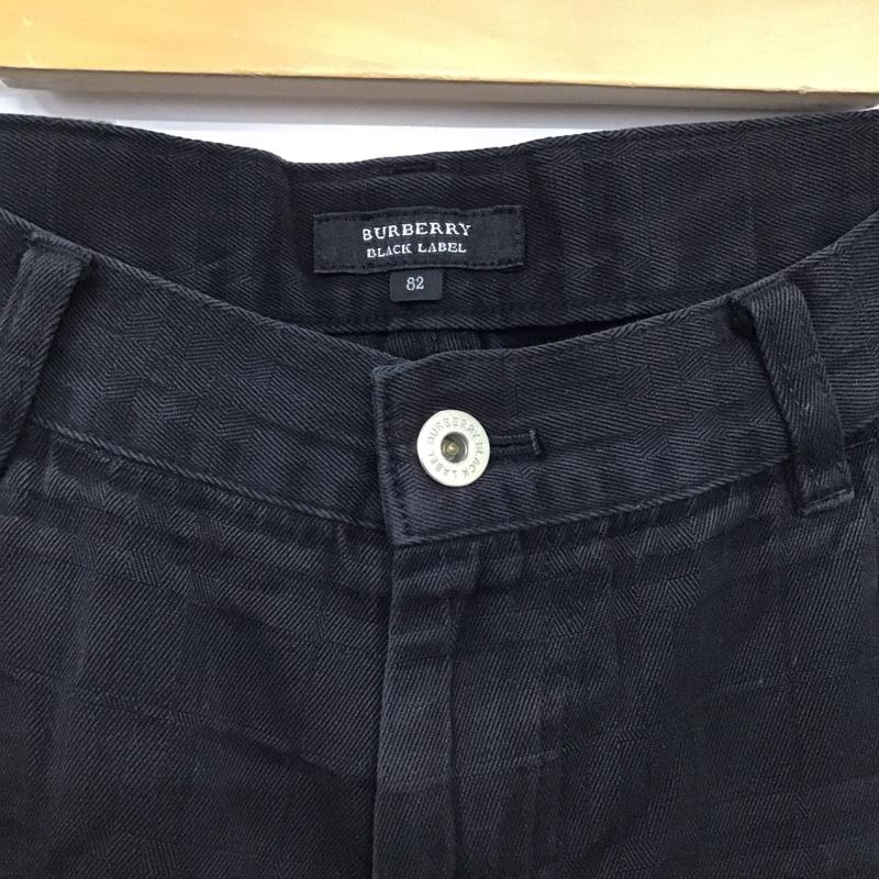 バーバリーブラックレーベル BURBERRY BLACK LABEL パンツ デニム、ジーンズ デニムパンツ スリムパンツ カジュアルパンツ ストレッチパンツ ロゴ、文字 X チェック ダークグレー / ダークグレー / メンズ USED 古着 中古 10152192