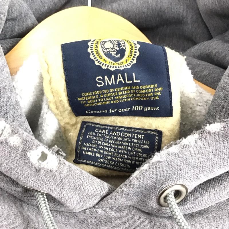 アバクロンビーアンドフィッチ ABERCROMBIE&FITCH パーカー 長袖 長袖パーカー プルオーバーパーカー スウェット S ロゴ、文字 灰 / グレー / gray メンズ USED 古着 中古 10152201