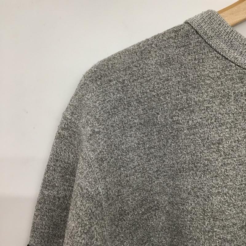 エイプ APE トレーナー 長袖 長袖トレーナー スウェット クルーネック プルオーバー XS ロゴ、文字 灰 / グレー / gray メンズ USED 古着 中古 10152203