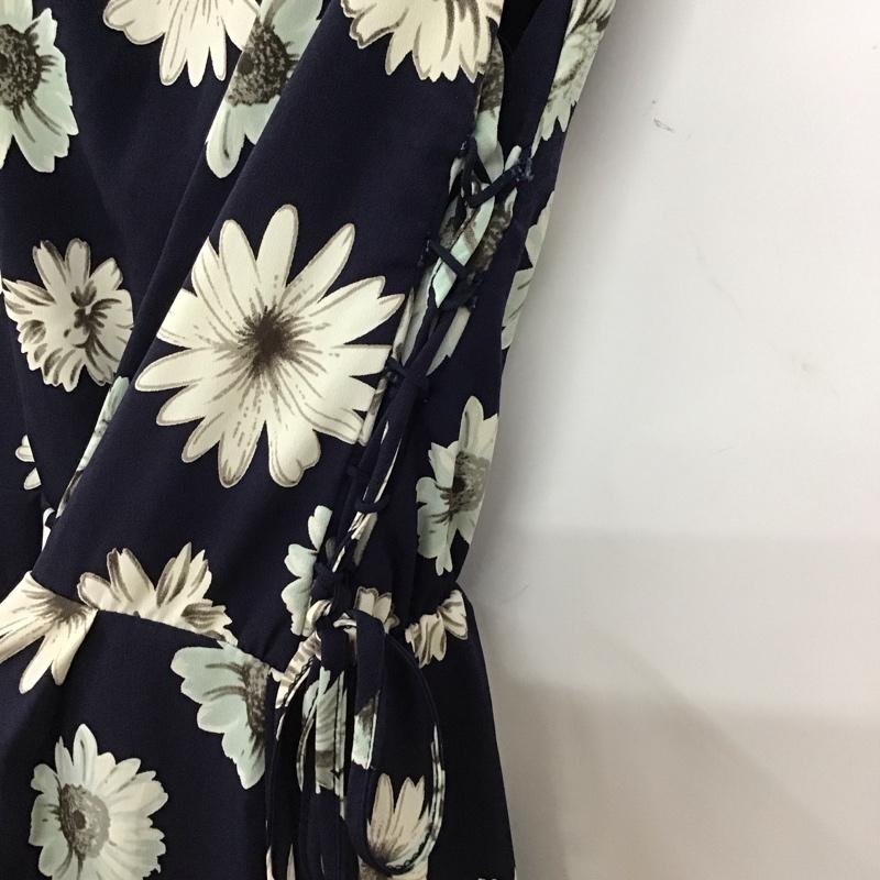 アルシーヴ archives ワンピース ひざ丈スカート ノースリーブワンピース フレアスカート プリント 紺 / ネイビー / navy レディース USED 古着 中古 10152333