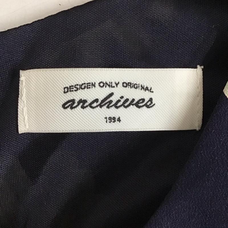 アルシーヴ archives ワンピース ひざ丈スカート ノースリーブワンピース フレアスカート プリント 紺 / ネイビー / navy レディース USED 古着 中古 10152333