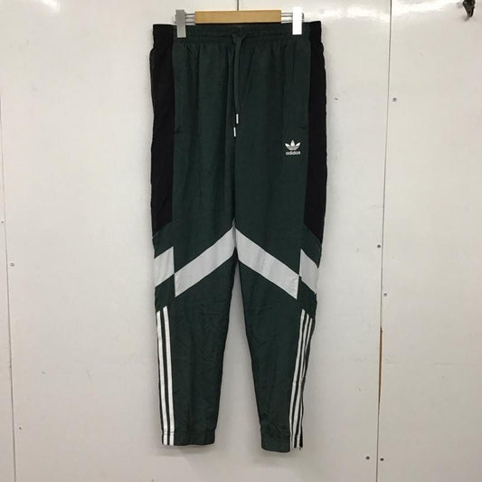 アディダス adidas パンツ ワークパンツ、ペインターパンツ hk7324 ロングパンツ ナイロンパンツ XL ロゴ、文字 黒 / ブラック / black X 緑 / グリーン / green メンズ USED 古着 中古 10152361