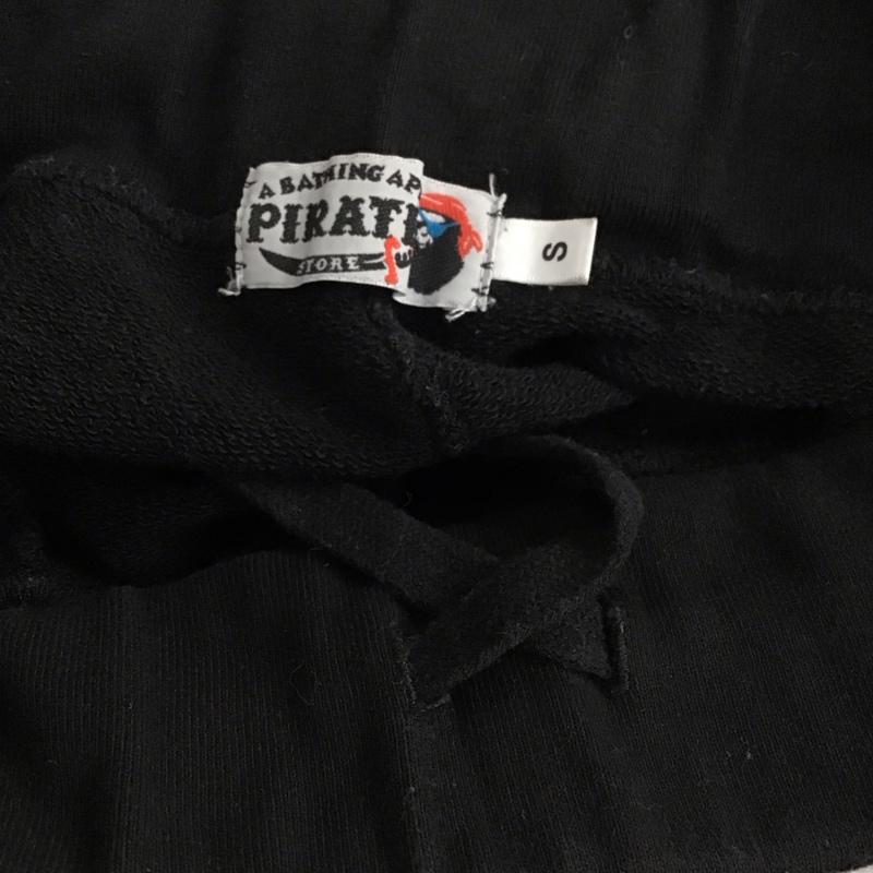 アベイシングエイプ A BATHING APE パンツ ショートパンツ ショートパンツ ハーフパンツ カジュアルパンツ S ロゴ、文字 黒 / ブラック / black メンズ USED 古着 中古 10152382