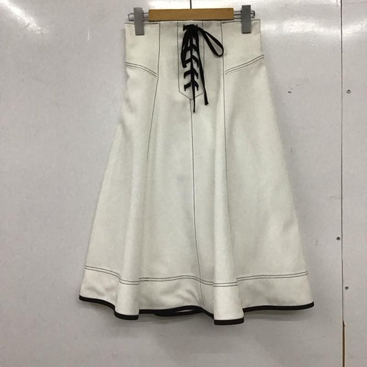 アプワイザー・リッシェ Apuweiser-riche スカート ひざ丈スカート フレアスカート カジュアルスカート 1 無地 白 / ホワイト / white レディース USED 古着 中古 10152405
