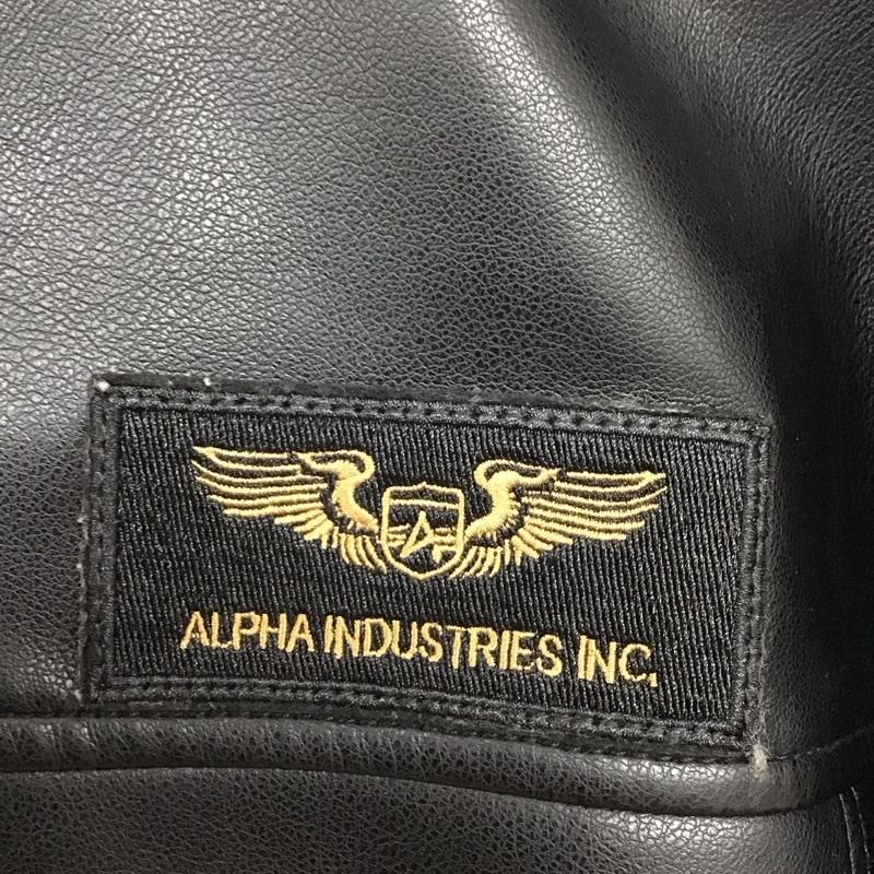 アルファインダストリー Alpha Industries ジャケット、上着 ジャンパー、ブルゾン ジップアップジャケットパーカー アウター XL ロゴ、文字 黒 / ブラック / black メンズ USED 古着 中古 10152471