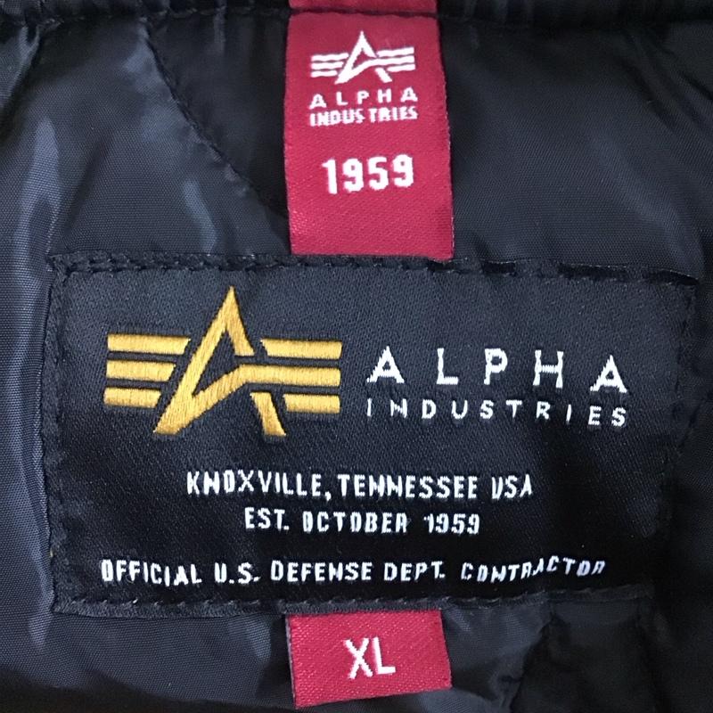 アルファインダストリー Alpha Industries ジャケット、上着 ジャンパー、ブルゾン ジップアップジャケットパーカー アウター XL ロゴ、文字 黒 / ブラック / black メンズ USED 古着 中古 10152471