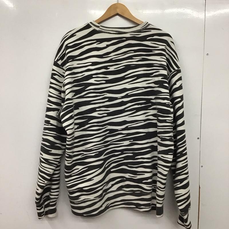 シュプリーム Supreme トレーナー 長袖 22AW BoxLogoCrewneckSweatshirtZebra トレーナー L ヒョウ柄・レオパード柄 白 / ホワイト / white X 黒 / ブラック / black メンズ USED 古着 中古 10152482
