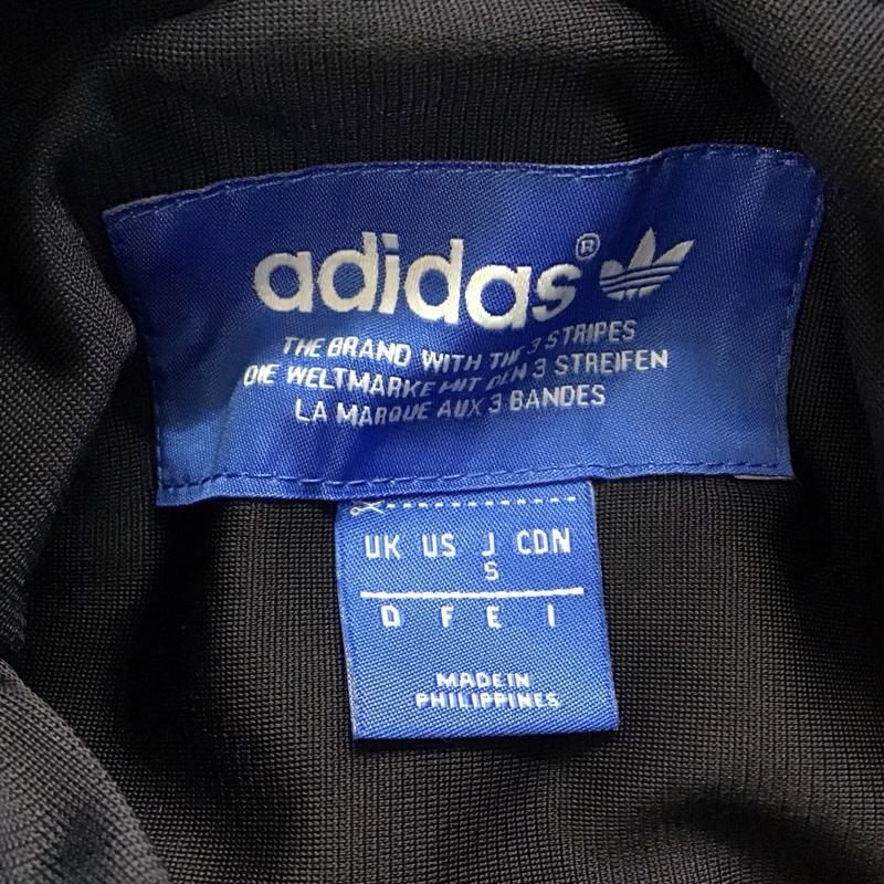 アディダス adidas ジャケット、上着 ジャンパー、ブルゾン aj6993 スーパースターシューボックスリバーシブルトラックトップジャージ S プリント マルチカラー / マルチカラー / multicolor X 紺 / ネイビー / navy メンズ USED 古着 中古 10152493