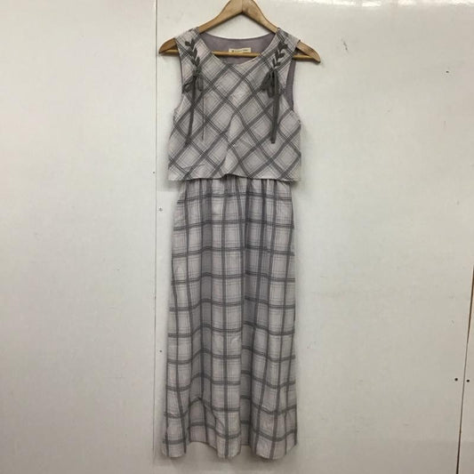マジェスティックレゴン MAJESTIC LEGON ワンピース ロングスカート ロングワンピース ノースリーブロングワンピース M チェック 灰 / グレー / gray レディース USED 古着 中古 10152521
