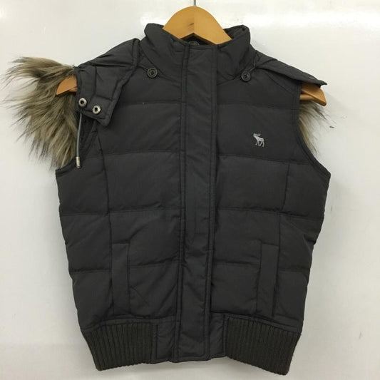 アバクロンビーアンドフィッチ ABERCROMBIE&FITCH ベスト ベスト 中綿ベスト M ワンポイント 灰 / グレー / gray レディース USED 古着 中古 10152562