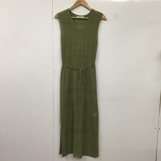 レイカズン Ray Cassin ワンピース ロングスカート ロングワンピース ノースリーブワンピース タイトスカート FREE 総柄 カーキ / カーキ / khaki レディース USED 古着 中古 10152608