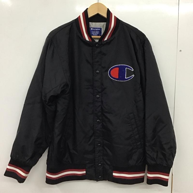チャンピオン Champion ジャケット、上着 ジャンパー、ブルゾン cj1907 スタジャン ナイロンジャケット M ロゴ、文字 黒 / ブラック / black メンズ USED 古着 中古 10152632