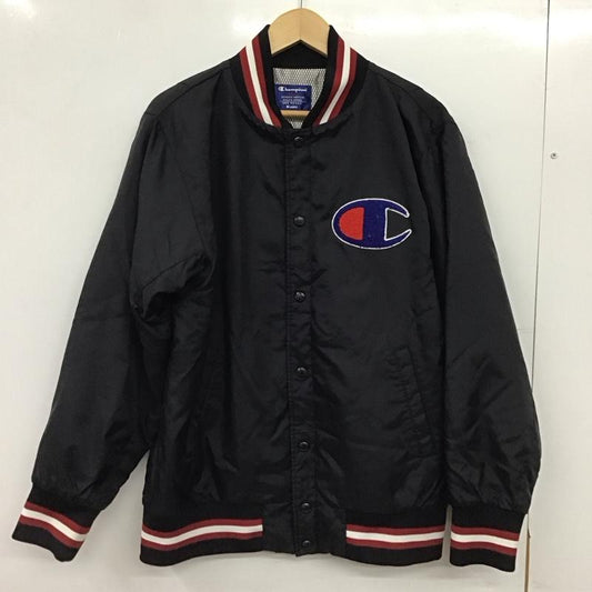 チャンピオン Champion ジャケット、上着 ジャンパー、ブルゾン cj1907 スタジャン ナイロンジャケット M ロゴ、文字 黒 / ブラック / black メンズ USED 古着 中古 10152632