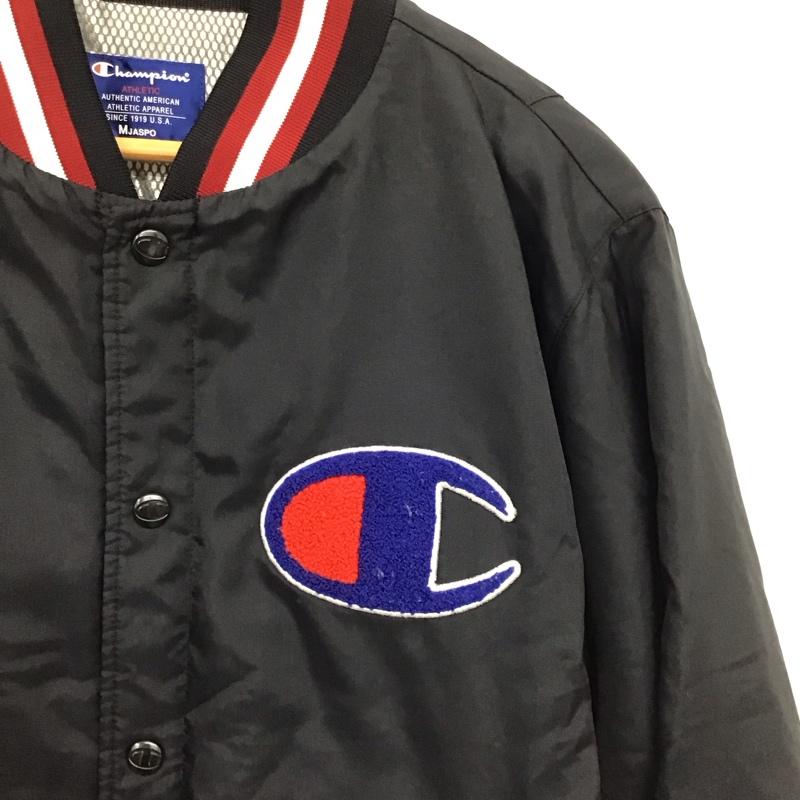 チャンピオン Champion ジャケット、上着 ジャンパー、ブルゾン cj1907 スタジャン ナイロンジャケット M ロゴ、文字 黒 / ブラック / black メンズ USED 古着 中古 10152632