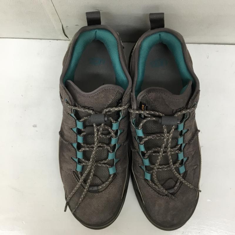 アグ UGG スニーカー スニーカー 1158252 CAPTRAIL LOW 27.0cm ロゴ、文字 チャコールグレー / チャコールグレー / メンズ USED 古着 中古 10152670