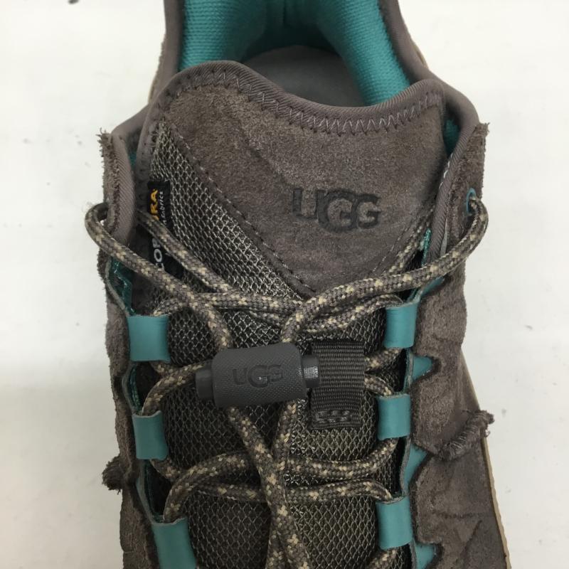 アグ UGG スニーカー スニーカー 1158252 CAPTRAIL LOW 27.0cm ロゴ、文字 チャコールグレー / チャコールグレー / メンズ USED 古着 中古 10152670